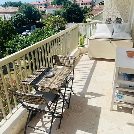 Studio De Standing Climatise, Avec Piscine, Proche De La Mer Fréjus Exterior foto