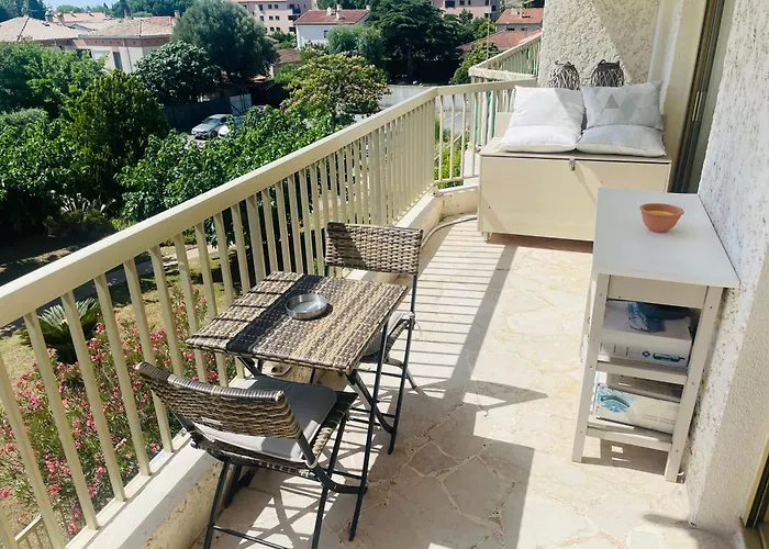 Studio De Standing Climatise, Avec Piscine, Proche De La Mer