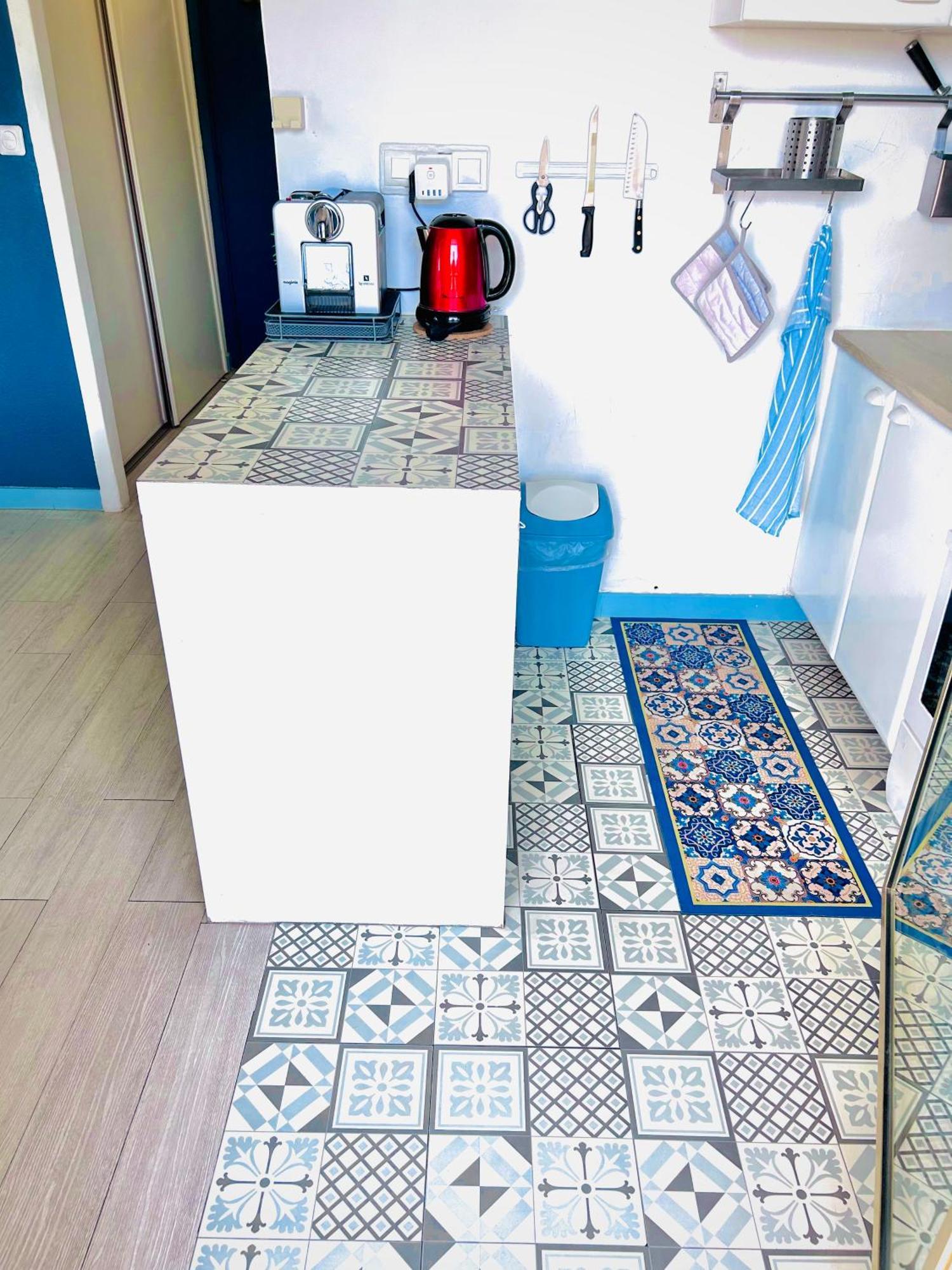 Apartment De Standing Climatise, Avec Piscine, Proche De La